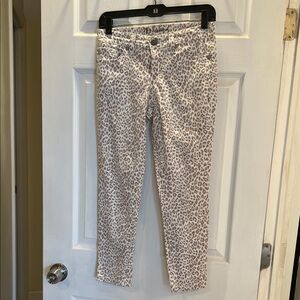 Chic Leopard Print Pants